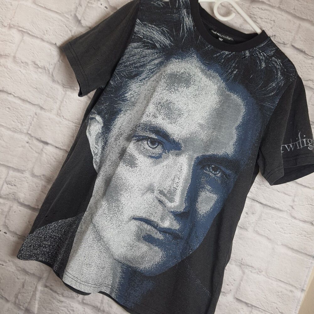 Twilight X Dolls Kill Collab Edward Oversized T-shirt Distressed NEW